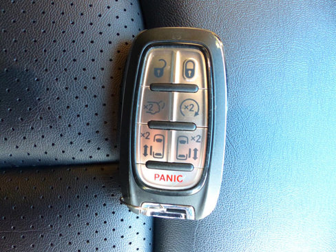Used 2024 Chrysler Pacifica Touring-L w/ S Appearance Package image 45