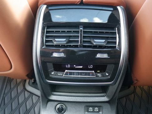 New 2026 BMW X7 xDrive40i w/ Executive Package image 31