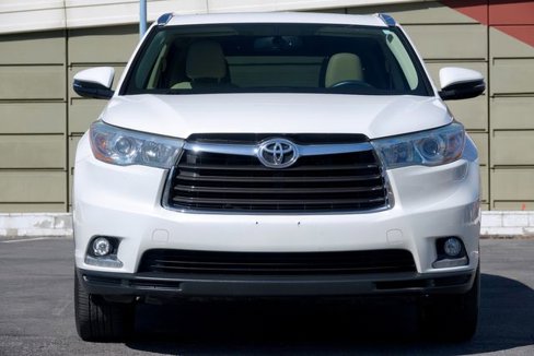 Used 2016 Toyota Highlander Limited image 4