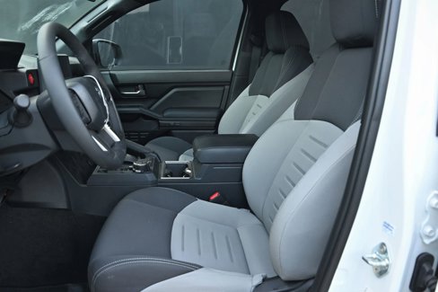 Used 2025 Toyota Tacoma TRD Off-Road image 16