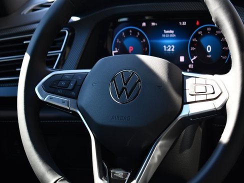 New 2025 Volkswagen Atlas Cross Sport SEL Premium R-Line image 19
