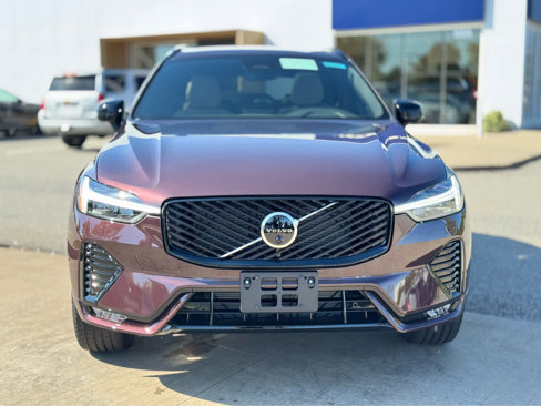 New 2026 Volvo XC60 B5 Plus w/ Protection Package Premier image 2