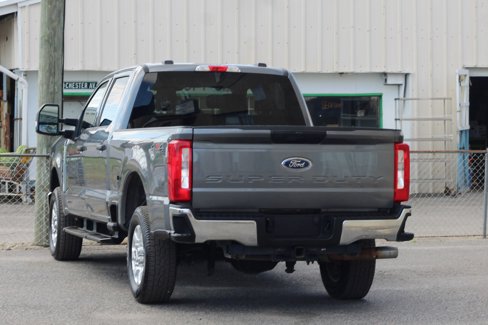 Used 2024 Ford F250 XLT image 6