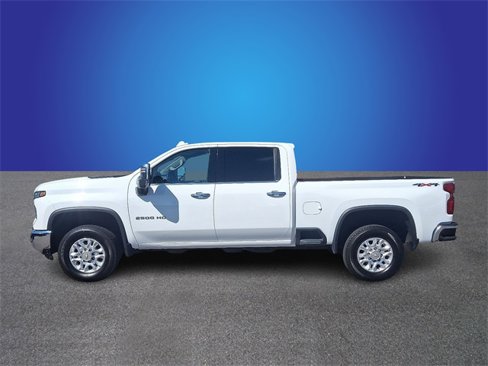 Used 2024 Chevrolet Silverado 2500 LTZ image 7