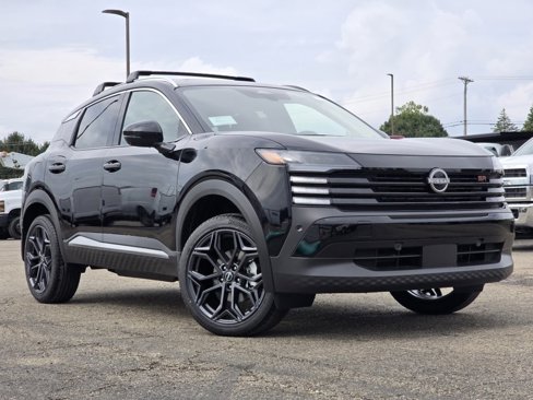 New 2026 Nissan Kicks SR image 1