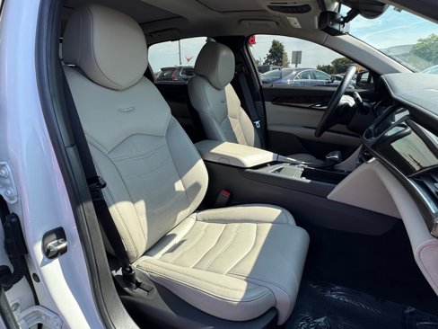 Used 2016 Cadillac CT6 Luxury image 28
