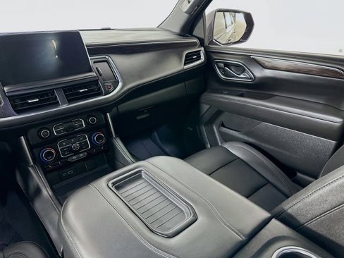 Certified 2024 Chevrolet Suburban Z71 w/ Luxury Package image 25