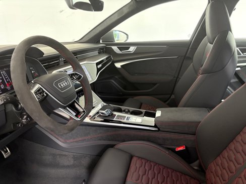 New 2026 Audi RS 6 performance image 5