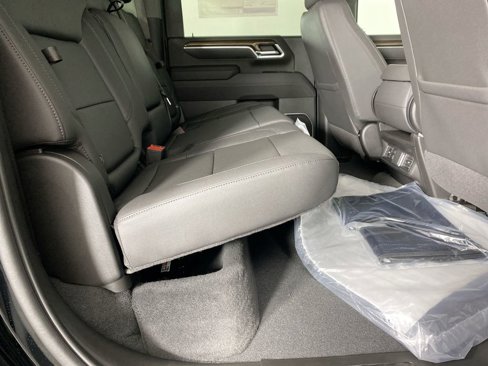 New 2025 Chevrolet Silverado 3500 LT w/ Z71 Chrome Sport Edition image 26