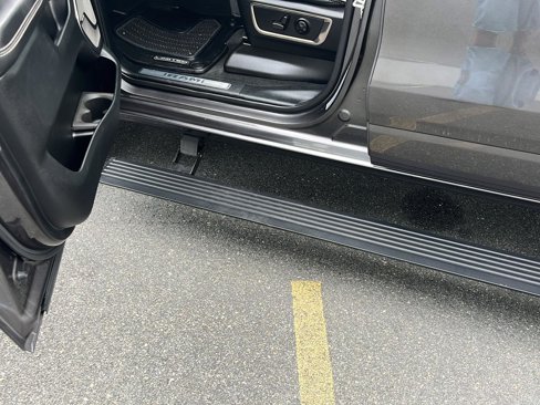 Used 2021 RAM 1500 Limited w/ Night Edition image 18