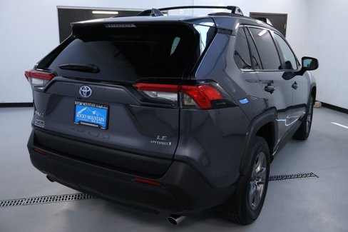 Used 2024 Toyota RAV4 LE image 7