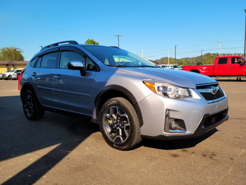 Used 2017 Subaru Crosstrek 2.0i Limited image 3