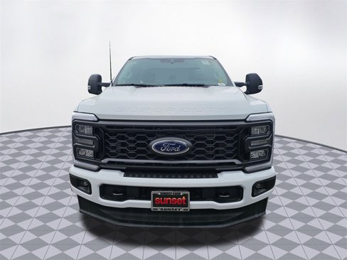 New 2026 Ford F250 4x4 SuperCab Super Duty image 2