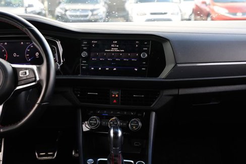 Used 2019 Volkswagen Jetta GLI Autobahn image 38