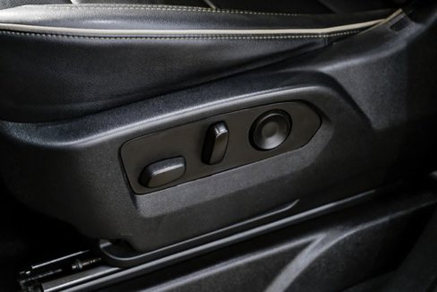 Used 2022 Chevrolet Suburban Premier image 37