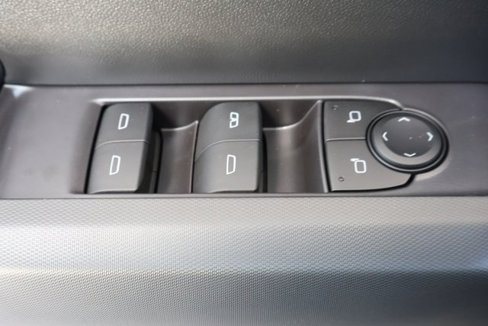 New 2026 GMC Canyon Elevation w/ Convenience Package image 10