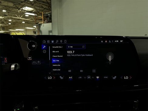 New 2026 Chevrolet Traverse Z71 w/ Enhanced Driving Package image 12