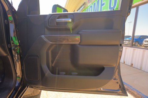 Used 2021 Chevrolet Silverado 3500 LTZ w/ LTZ Plus Package image 17