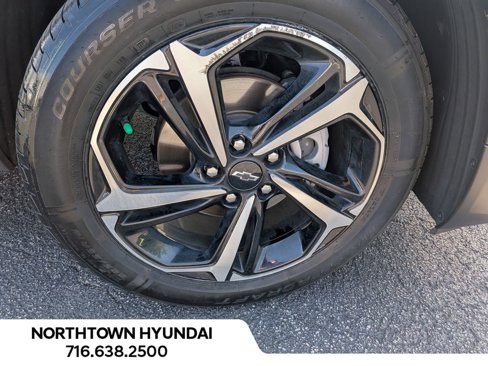 Used 2023 Chevrolet TrailBlazer RS w/ Sun and Liftgate Package image 44