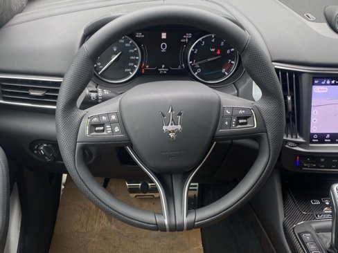 New 2024 Maserati Levante Trofeo image 48