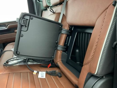 New 2025 GMC Sierra 2500 Denali Ultimate w/ Max Trailering Package image 35