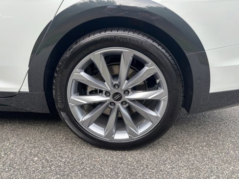 New 2025 Audi A6 Premium Plus image 22