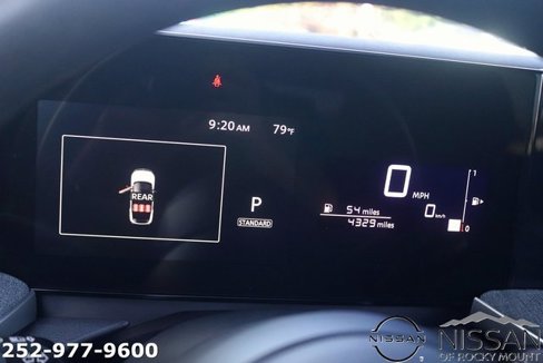 Used 2025 Nissan Kicks SV w/ Charging Package image 16