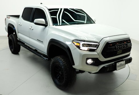 Used 2022 Toyota Tacoma TRD Off-Road image 60