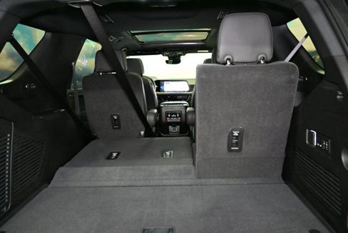 Used 2025 Chevrolet Tahoe High Country w/ Sun And Tow Package image 65
