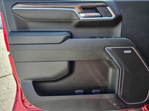 Used 2025 Chevrolet Silverado 1500 RST w/ Dark Appearance Package image 12