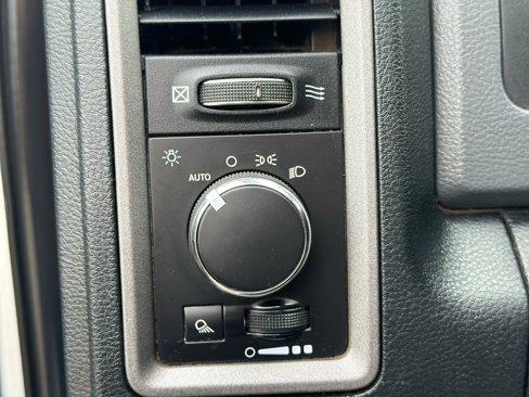 Used 2016 RAM 2500 Tradesman w/ Popular Equipment Group image 21