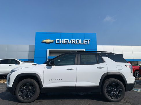 New 2026 Chevrolet Equinox LT w/ Convenience Package II image 1