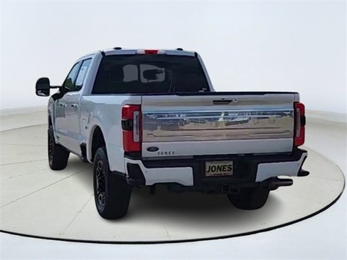 Used 2024 Ford F250 Platinum image 5