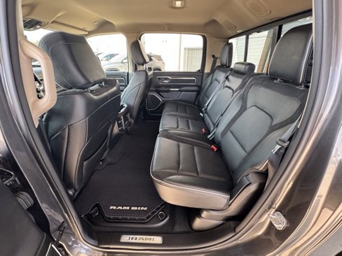 Used 2021 RAM 1500 Laramie image 34