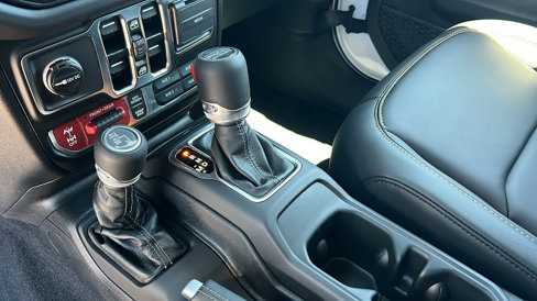 New 2025 Jeep Wrangler Unlimited Rubicon 392 image 13