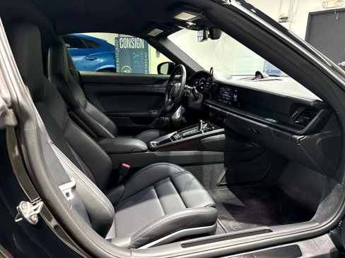 Used 2023 Porsche 911 50th Anniversary Edition w/ Extended Leather Package image 23