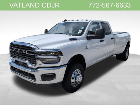 New 2026 RAM 3500 Tradesman w/ Chrome Appearance Group image 32