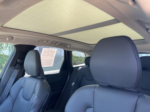 Certified 2025 Volvo XC60 B5 Plus image 15