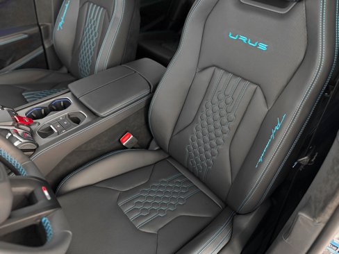 Used 2024 Lamborghini Urus Performante image 23