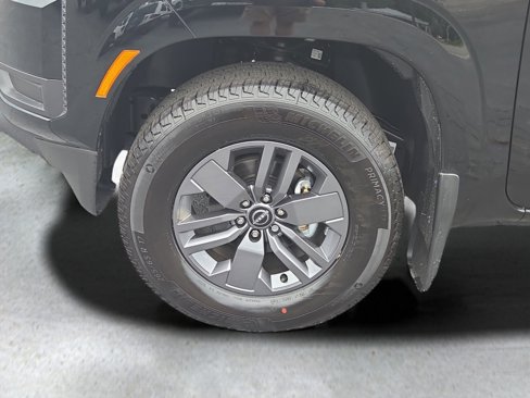 Used 2025 Nissan Frontier SV image 21