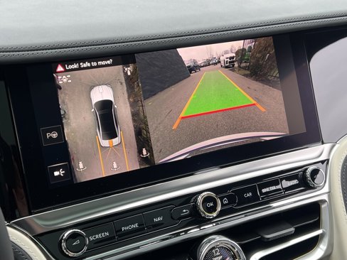 New 2025 Bentley Flying Spur Plug-In Hybrid image 31