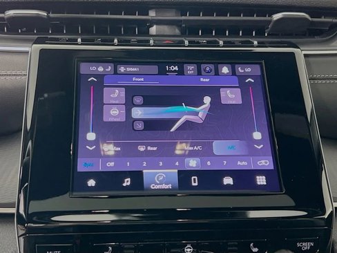 New 2025 Jeep Grand Cherokee L Altitude image 16