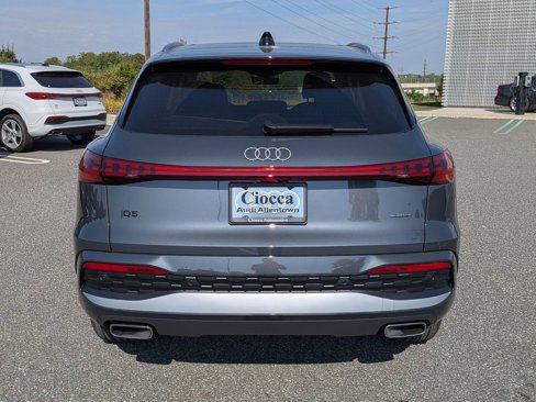 New 2025 Audi Q5 Premium image 5
