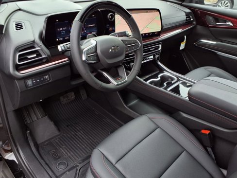 New 2025 Chevrolet Traverse Z71 w/ Enhanced Driving Package image 13
