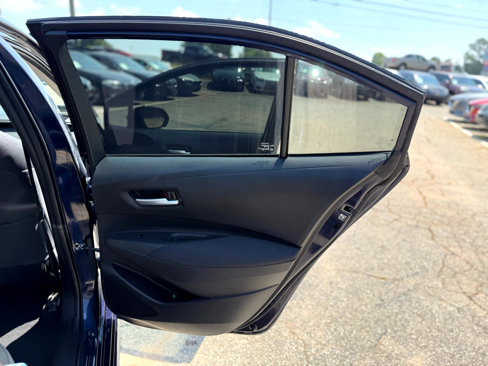 Used 2020 Toyota Corolla LE image 37