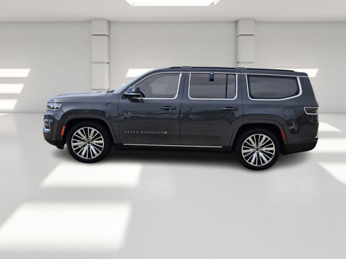Used 2023 Jeep Grand Wagoneer Series III image 2