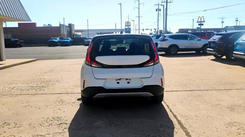 Used 2023 Kia Soul LX w/ LX Technology Package image 6