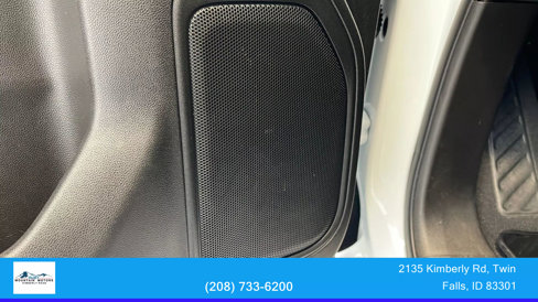 Used 2021 Chevrolet Silverado 1500 Custom Trail Boss w/ LPO, Dark Essentials Package image 13