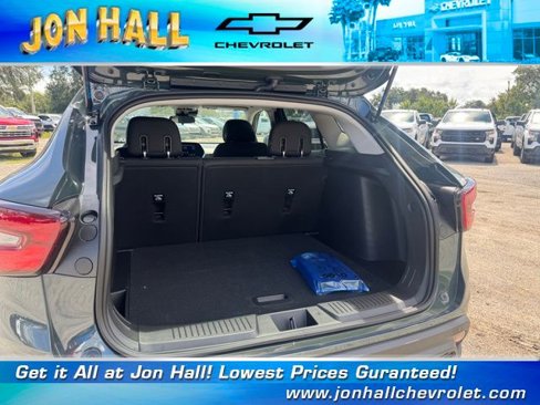 New 2025 Chevrolet Trax LS w/ Driver Confidence Package image 11