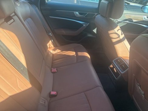Used 2025 Audi A6 Premium Plus image 11
